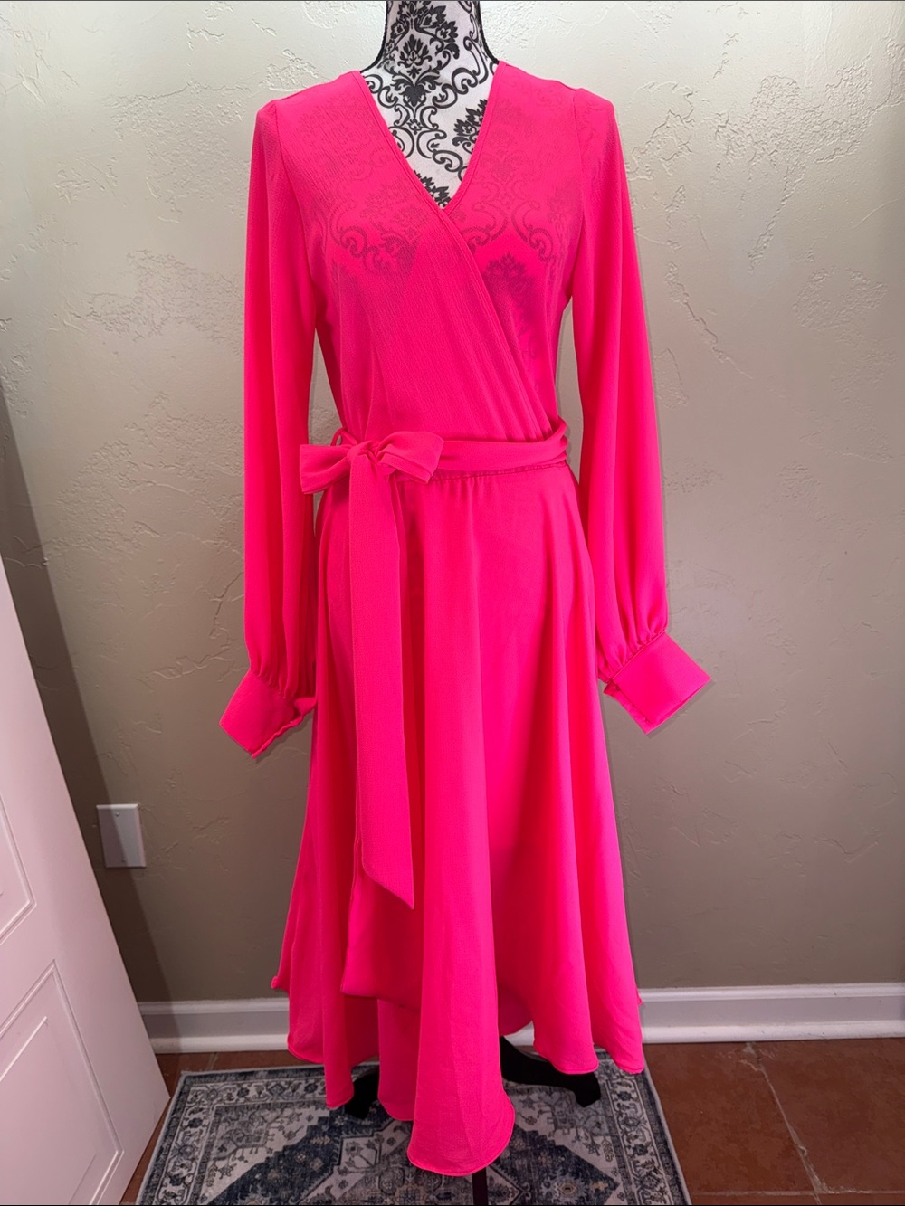 MEGHAN LA Lilypad Midi Wrap Dress Hot Fluorescent‎ Highlighter Neon Pink Size L - Picture 2 of 14